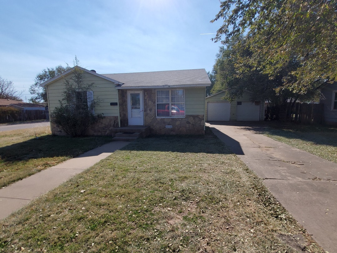 Photo - 501 SW 44th Ave