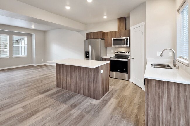 Photo - 1841 Eastgate Loop Unidad 103