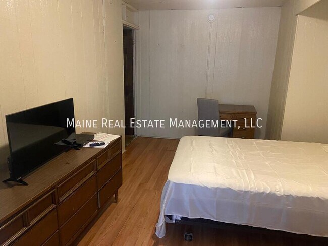 Photo - 133 Essex St Unidad 3