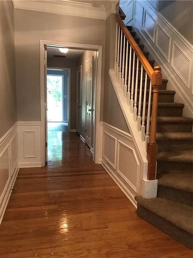 Great Vinings Townhome! Even Better Price! House Rental in Atlanta