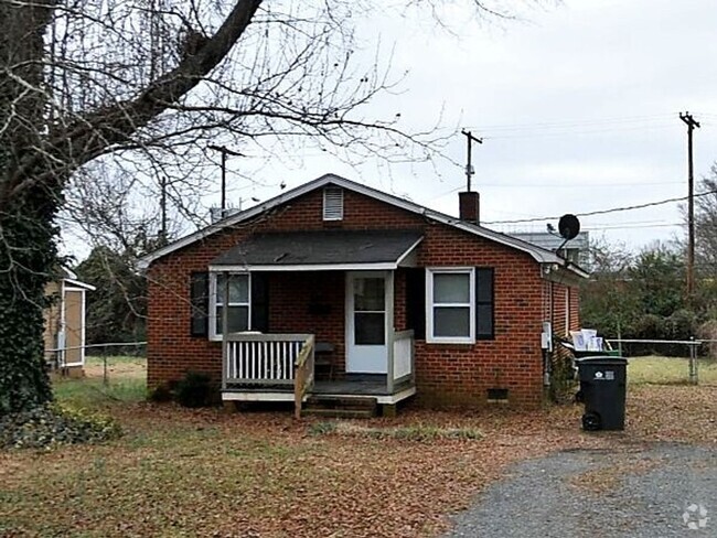 Building Photo - 3032 Leroy St Rental