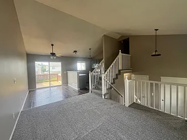 Photo - 17737 Olive St