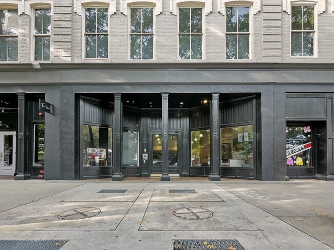 Lamar Lofts Entrance