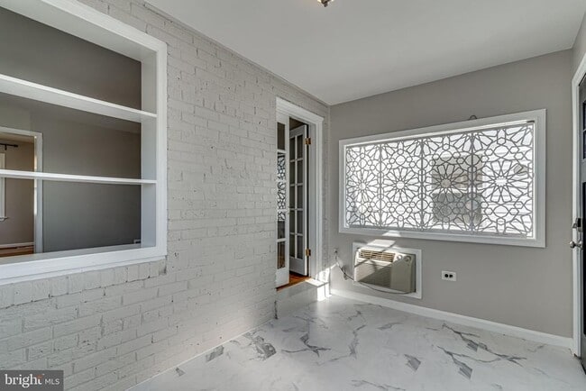 Photo - 2722 Jefferson Dr