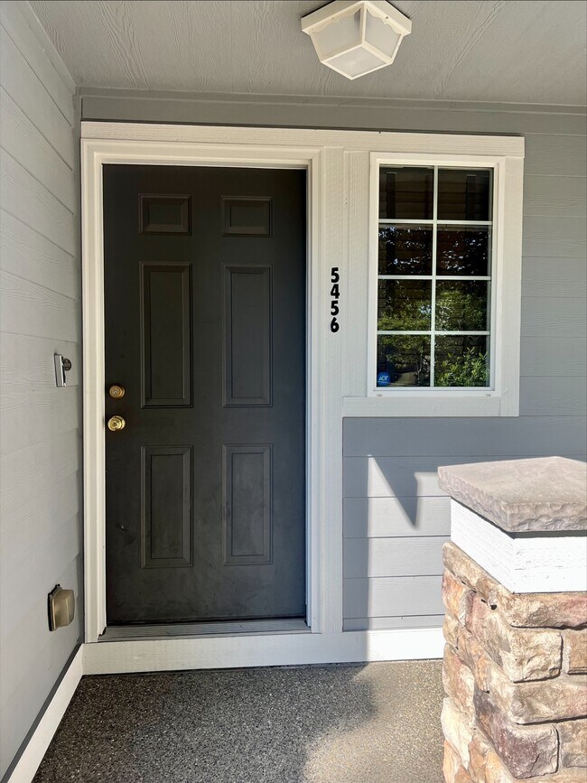 Photo - 5456 Balustrade Blvd SE