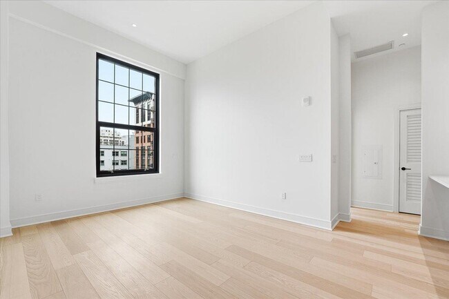 Photo - 38 Jackson St Unit 515