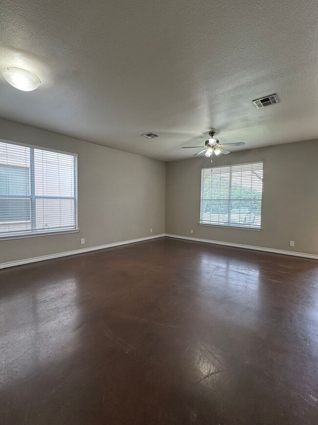 Photo - 200 Sandstone Dr Unidad A