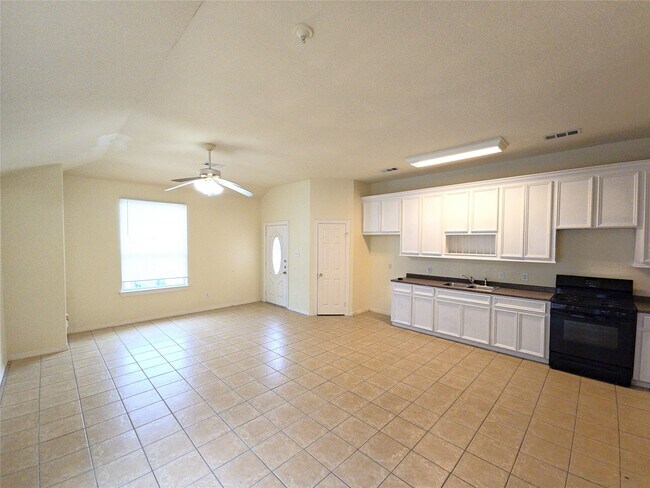 Photo - 6131 Andwood St