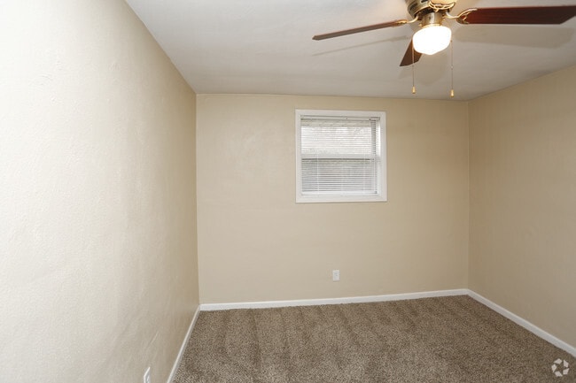 2nd Bedroom