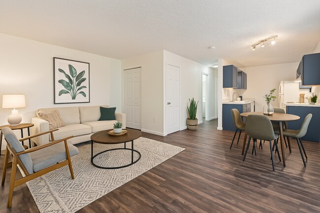 Photo - 1397 Laredo St