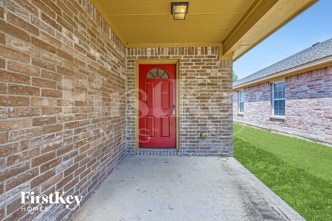 Photo - 1925 Cross Oaks Dr