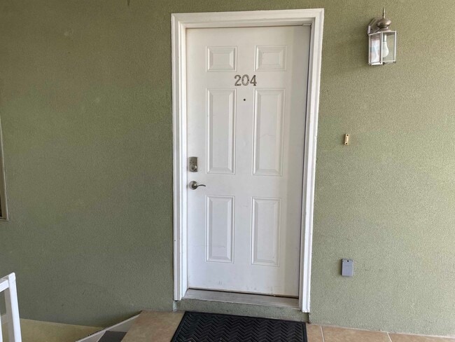 Photo - 5402 Marcella Ave Unidad #204A