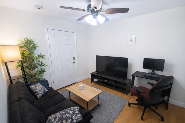 Photo - 1054 Cambridge St Unit 4F