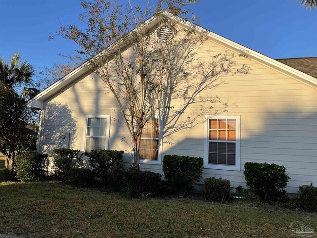 Photo - 9404 Victoria Ln