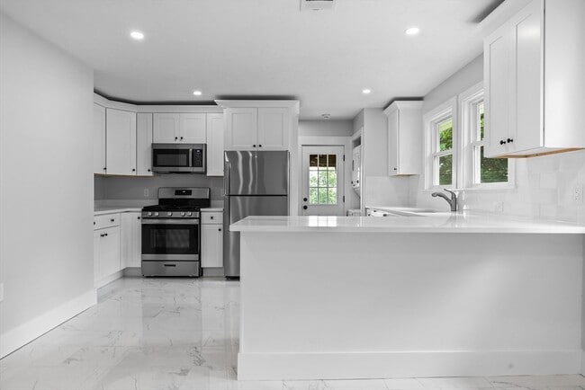 Photo - 170 Calumet St Unidad 2