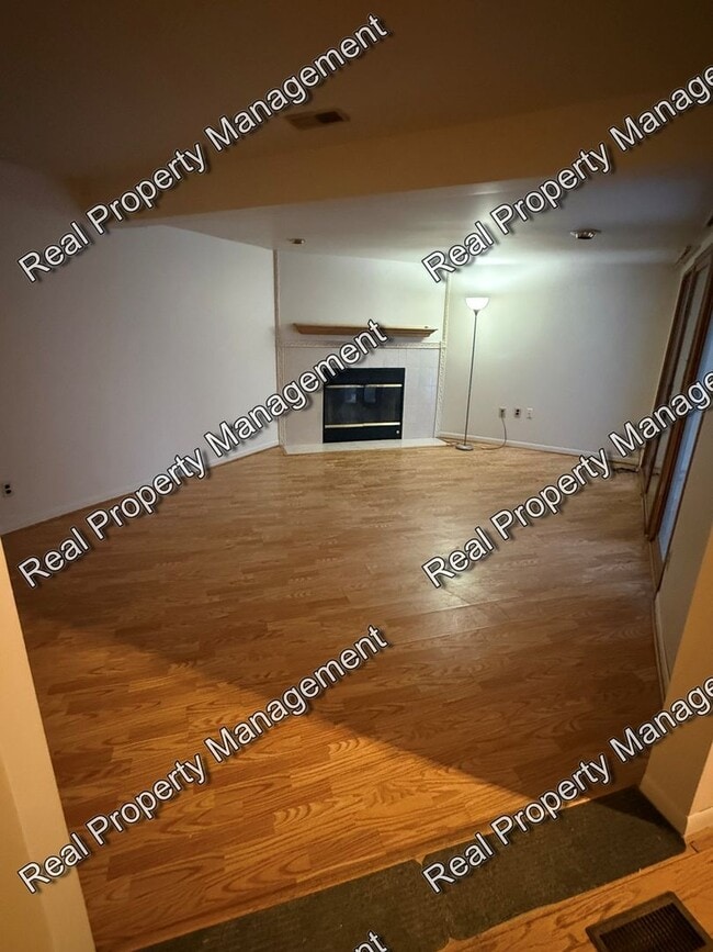 Photo - Large Three Bedroom Crown Point Duplex
