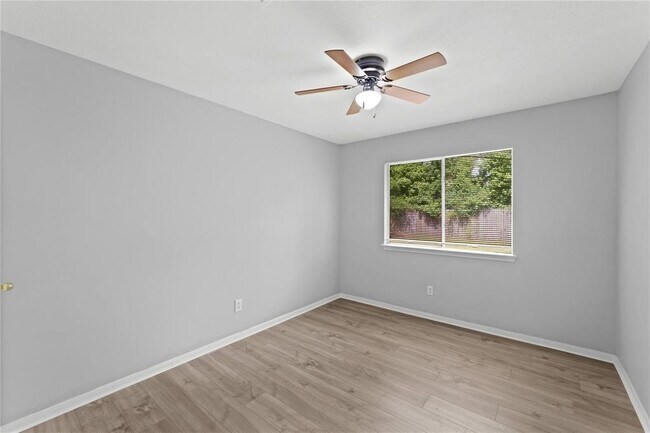 Photo - 19911 Arrowsmith Dr