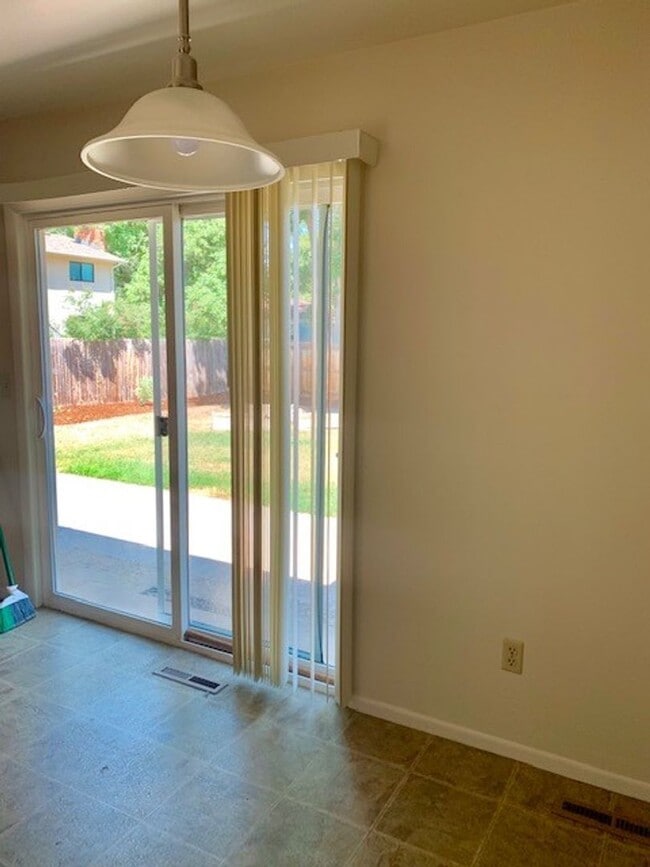 Photo - STUDENTS WELCOME! 3-Bed / 2-Bath Home 2 Miles from CSU