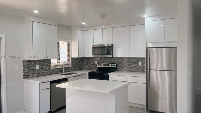Photo - 11050 SW 5th St Unit 11056