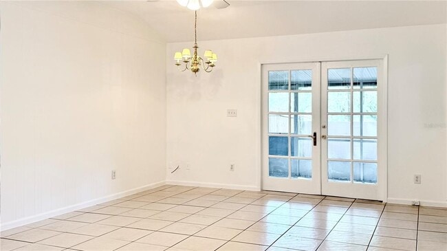 Photo - 302 Soldier Sq