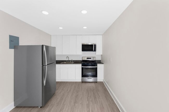 Photo - 423 Avenue C Unit 302