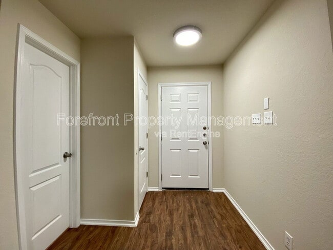 Photo - 66 Montana Bay