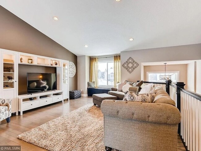 22420 Calico Ct