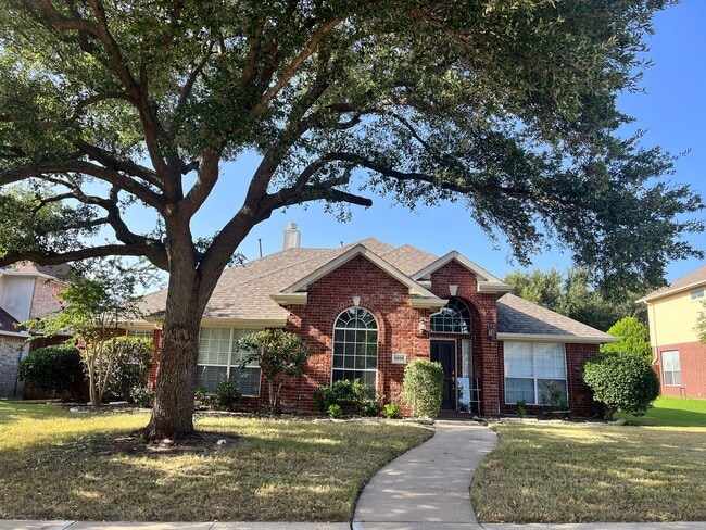 Building Photo - Beautifully Updated 4-Bedroom Home with Community Pool & Excellent Schools!