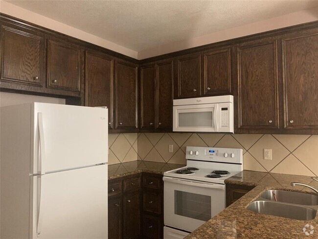 Building Photo - 13742 Eagle Pass St Rental