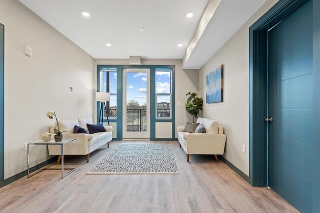 Photo - 1258 Massachusetts Ave