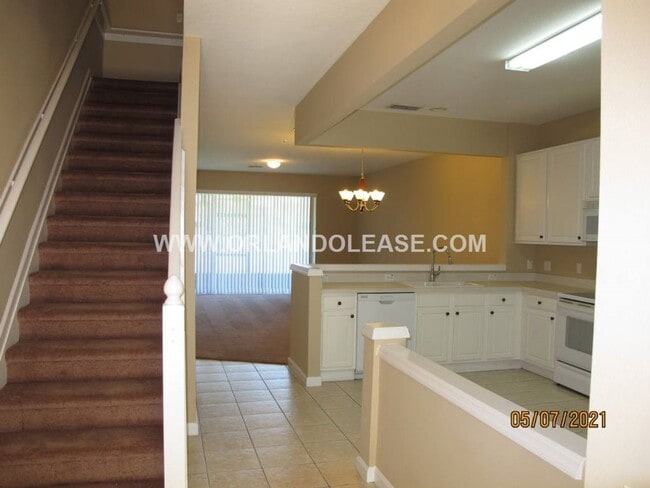 Photo - 2/2.5 at Vistas @ Stonebridge Place