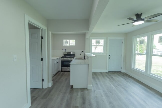 Photo - 1714 Ethel Ave