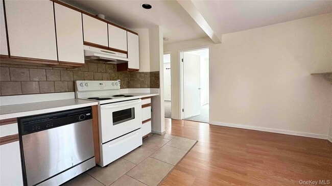 Photo - 64 Pine Hollow Rd Unit 1