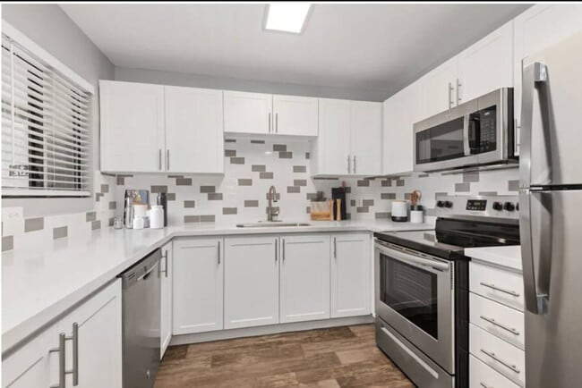 Photo - 15164 N 140th Dr Unit ID1374263P