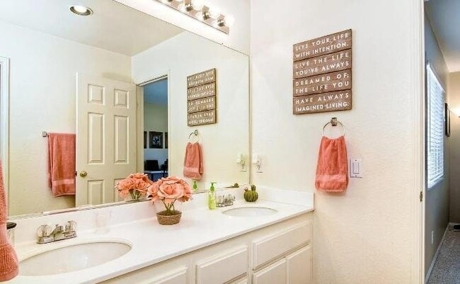 11055 Kika Ct
