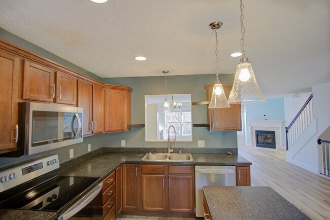 Photo - 3 Bed / 2.5 Bath.  Pet Friendly. Garage.