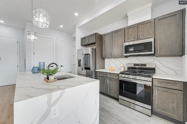 Photo - Crystal Cambridge