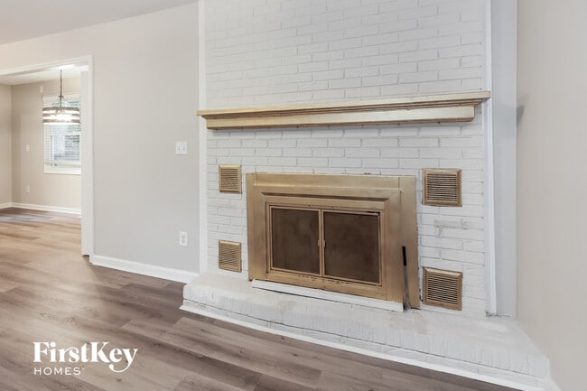 Photo - 2432 Kendrick Ave