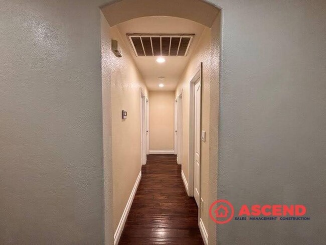 Photo - Beautiful NW Bakersfield Home | Cul-de-Sac Living + Solar