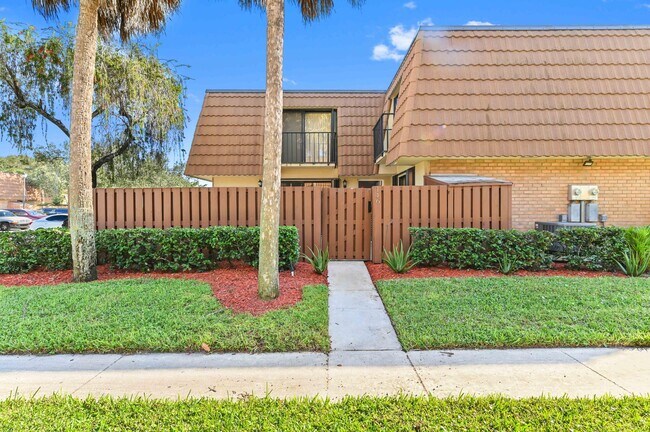 Photo - 146 Heritage Way