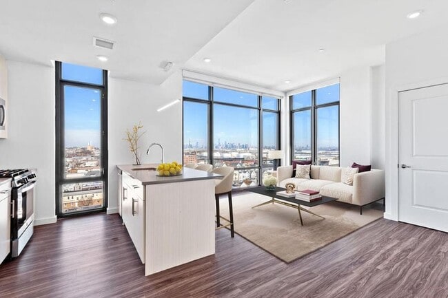 Photo - 3 W 46th St Condo Unit A08