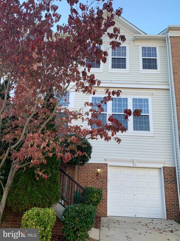 Photo - 22519 Maison Carree Square (Ashburn, VA)