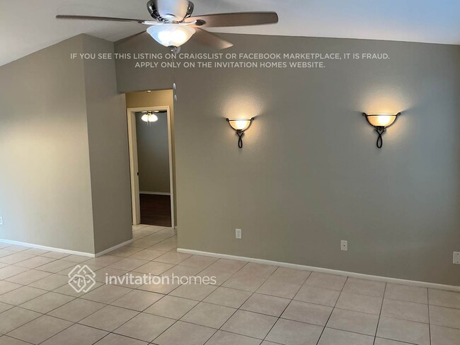 Photo - 1803 SW 38th Ln
