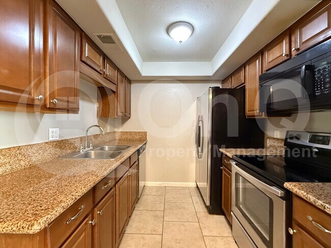 Photo - 3119 W Cochise Dr Unit 103