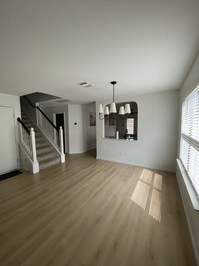 Photo - 6715 Gunlock Creek