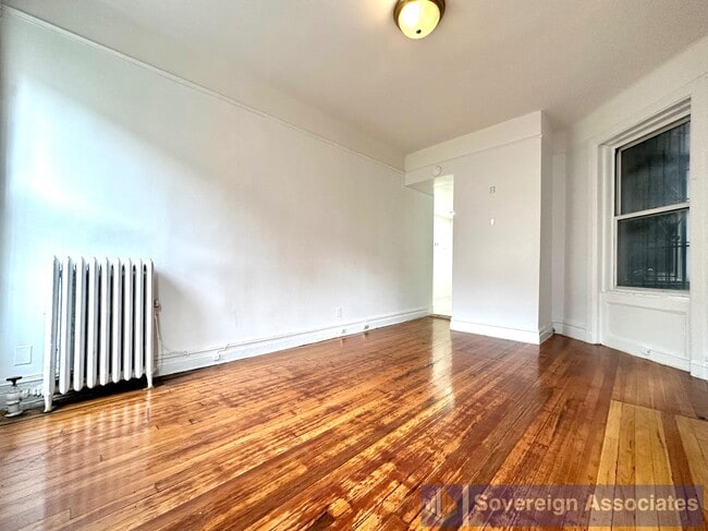 Photo - 936 West End Ave Unit E15