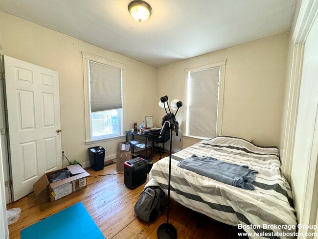 Photo - 37 Hillside St Unit #1