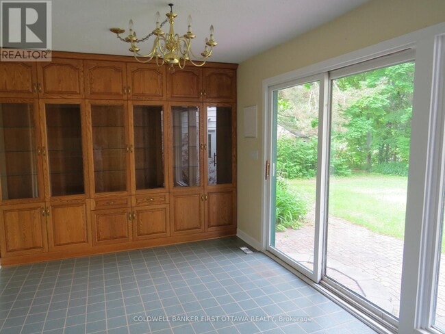 Photo - 2326 Scrivens Dr