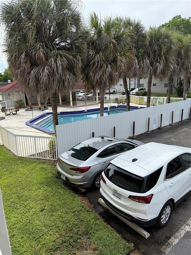 Photo - 13900 Lake Placid Ct Unit A37