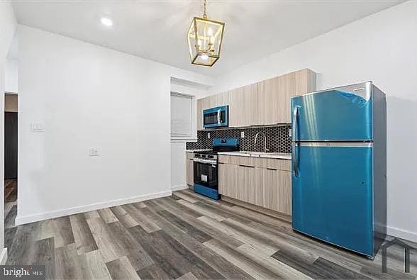 104 W Ontario St Unit 1